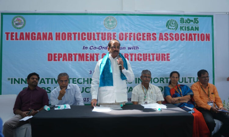 Telangana Agriculture Minister Tummala Nageshwar Rao inaugurates Kisan Agri Show 2025, promoting horticulture and modern farming techniques.