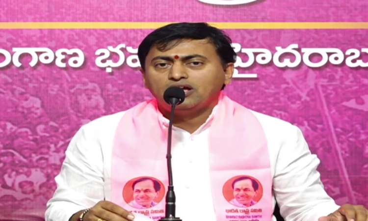 BRS leader Enugula Rakesh Reddy demands action against attackers of Chilkur Balaji Temple's chief priest, Rangarajan.