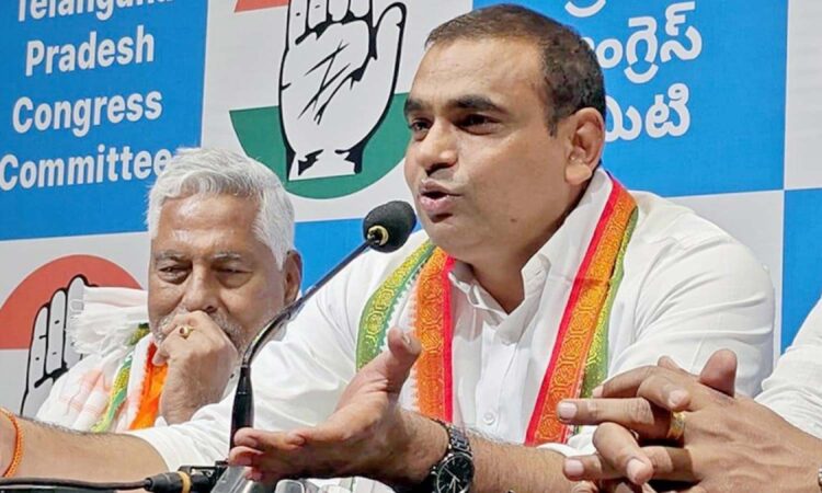 Congress MP Chamala Hits Back at KCR Over Remarks on Party’s Popularity