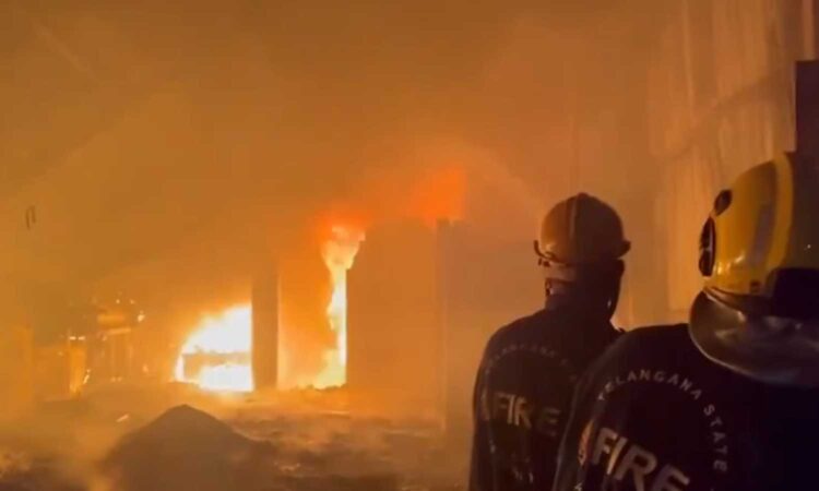 Kukatpally plastic unit fire
