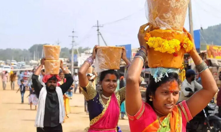 Thousands gather in Medaram for the Sammakka-Saralamma Mini Jatara as Telangana government ensures festival arrangements.