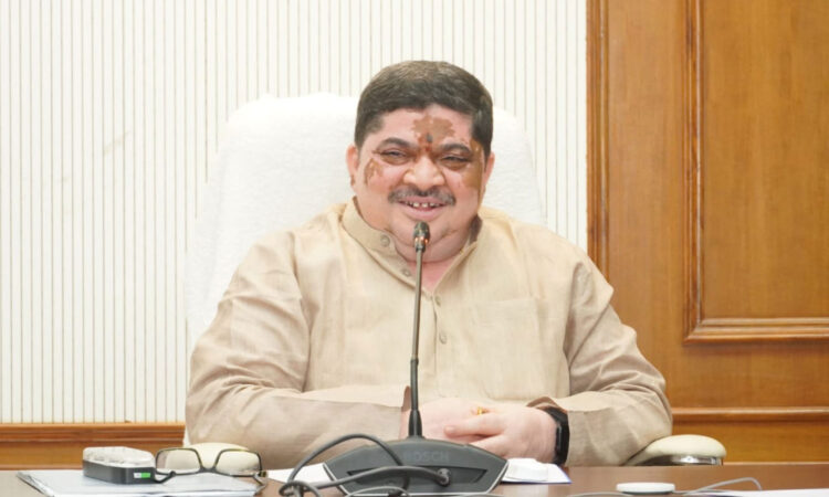 Government urges citizens to complete caste census registration.