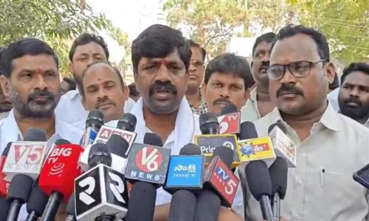 Vemula Veeresham