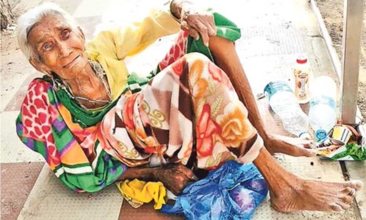 90-year-old woman abandoned