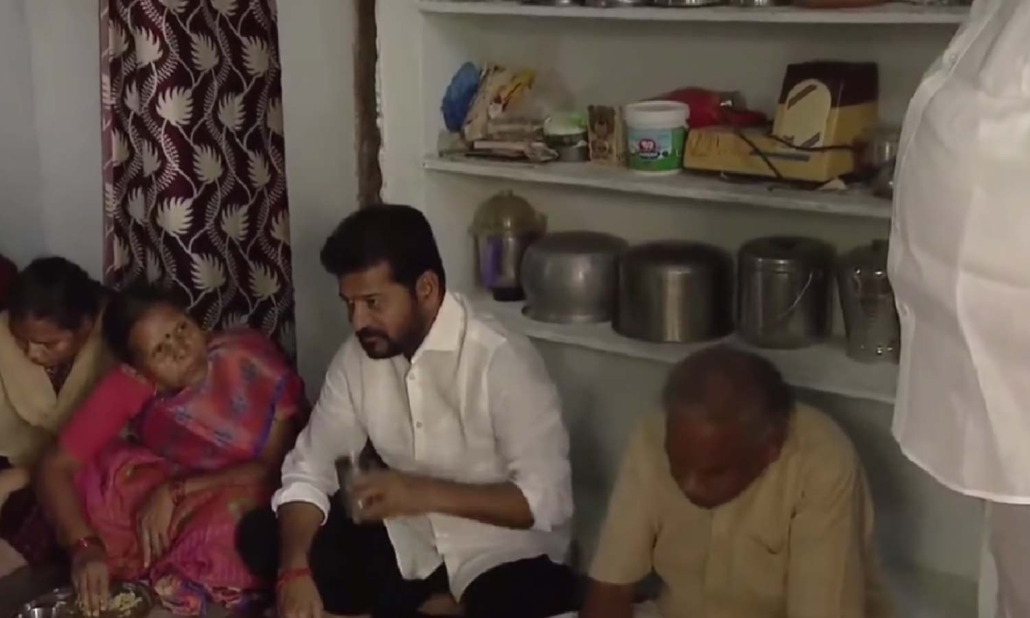 Telangana breaking news on CM Revanth Reddy meeting Sanna Biyyam beneficiaries