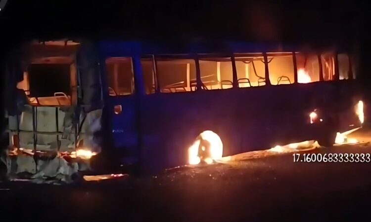private bus