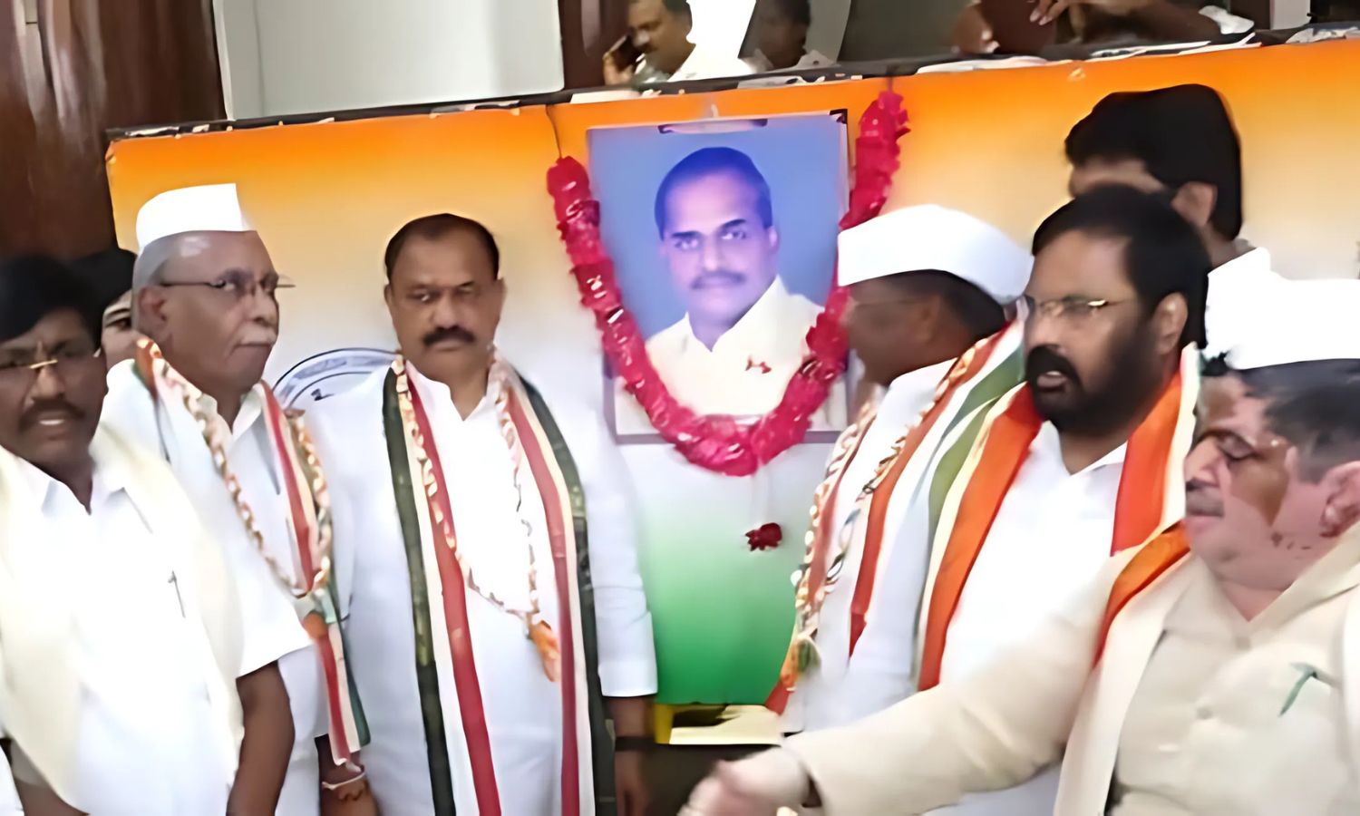Congress tribute YSR