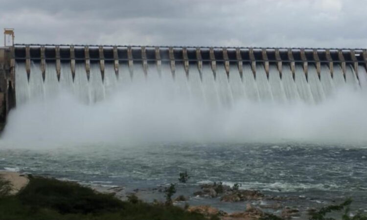 heavy inflows Godavari Krishna