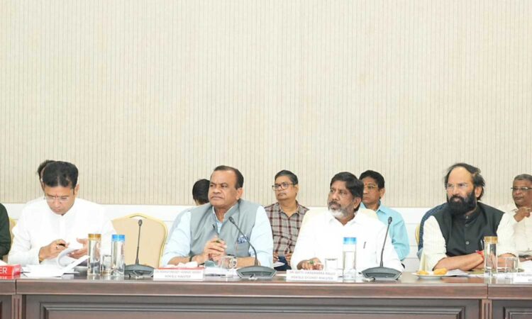 priority completion of Telangana development works