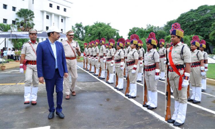 tsrtc honours staff