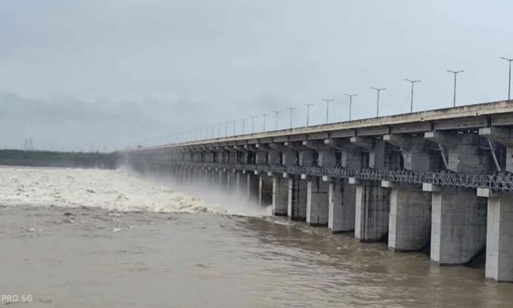 Yellampalli project flood inflow