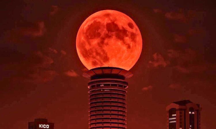Blood Moon 2025