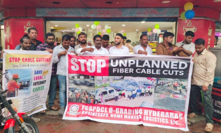 Cable TV internet operators protest