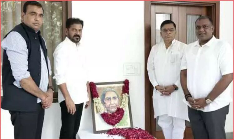 Revanth Reddy pays tribute to Chakali Ailamma