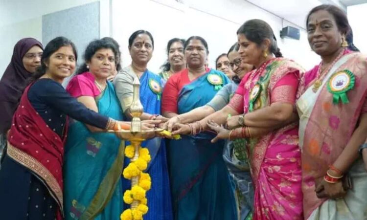 Seethakka support women employees