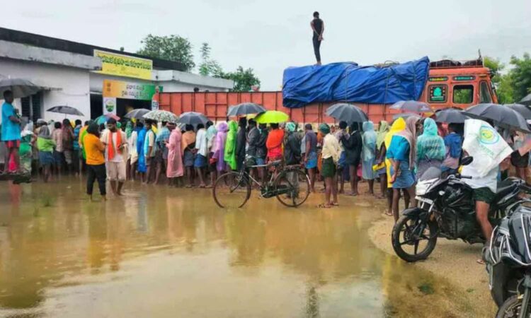 Suryapet urea shortage