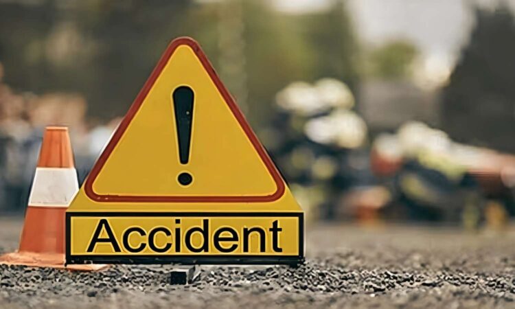 bus hits lorry Nizamabad