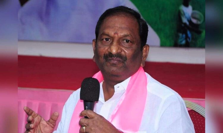 urea supply failure Karimnagar