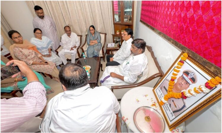 Bhatti meets IPS Puran’s family
