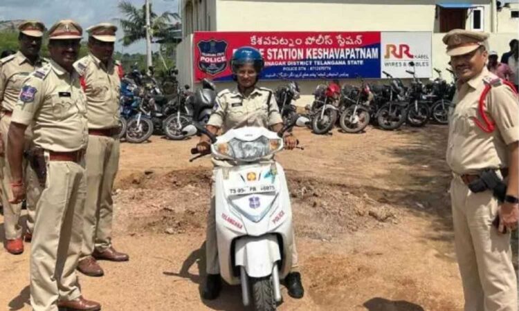 Women Blue Coat Service